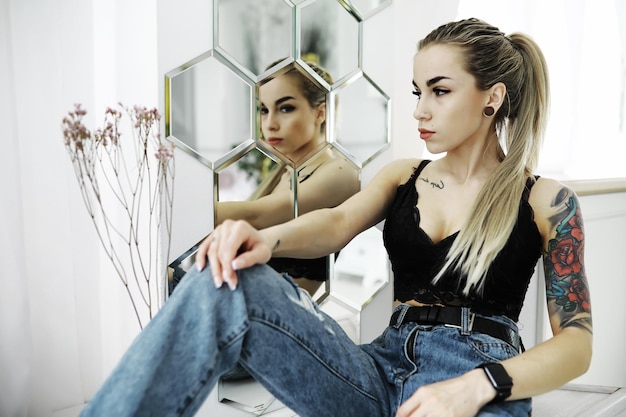 Modne tatuaże męskie które warto mieć tego sezonu