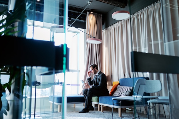 Salon loft idealny dla twojego biznesu i stylu życia