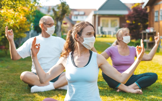 Spa ogrodowe dla relaksu i zdrowia na świeżym powietrzu