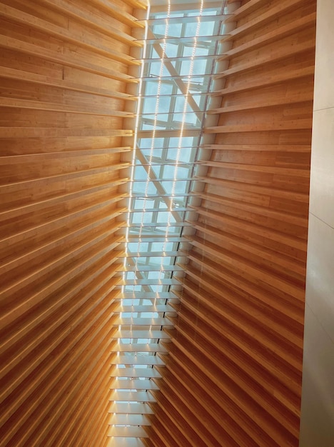 Żaluzje drewniane na wymiar idealne do każdego wnętrza